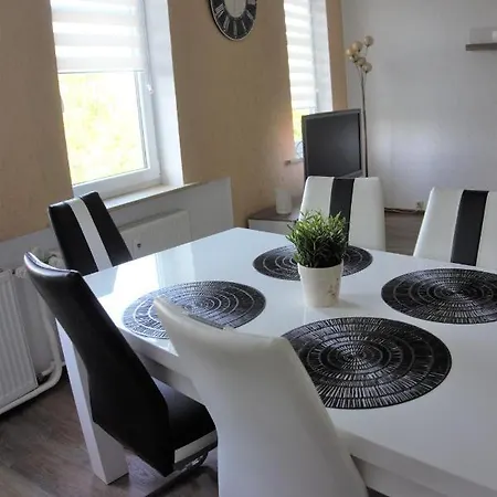 Trautesheim - Parkplatz Gratis * Ilmenau