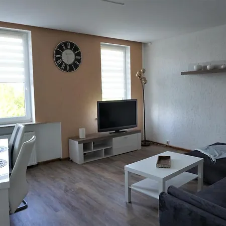 Trautesheim - Parkplatz Gratis Apartman